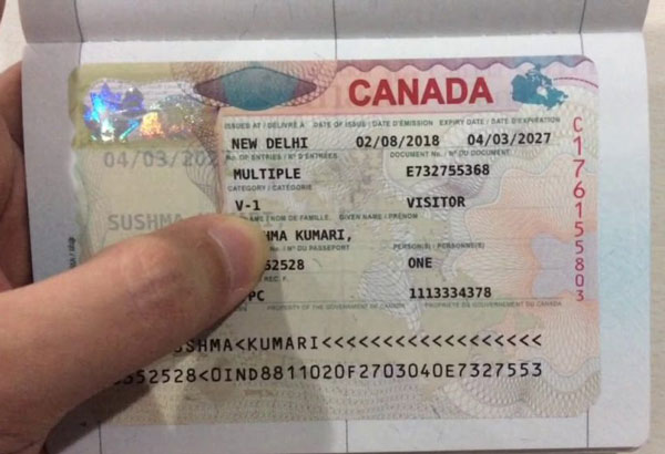 canada visit visa from pakistan